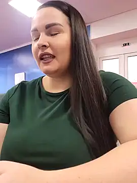 GeorgiaLerox online show from February 8, 2025, 12:39 pm