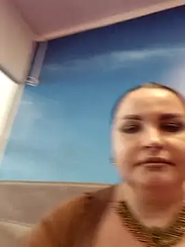 GeorgiaLerox online show from April 20, 2026, 1:03 pm