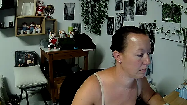 AnyaKreyxh online show from August 7, 2026, 11:23 am