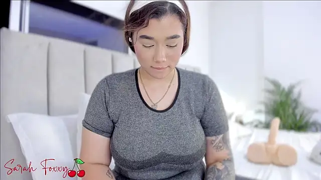 Foxxy222  online show from March 7, 2025, 12:58 am