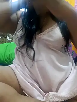 Snapshot of chubby_wife chatting on January 2, 2025, 11:31 am chubby wife online show from January 2, 2025, 11:31 am