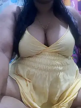 Snapshot of chubby_wife chatting on January 23, 2025, 4:48 pm chubby wife online show from January 23, 2025, 4:48 pm