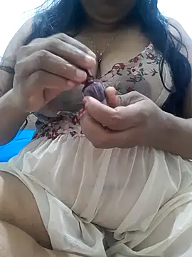 Snapshot of chubby_wife chatting on February 10, 2025, 11:04 am chubby wife online show from February 10, 2025, 11:04 am