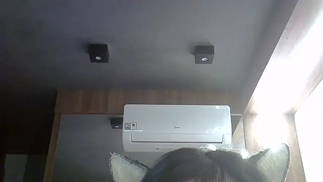 Skinny-Kitten online show from April 21, 2026, 9:17 pm