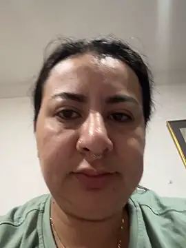 Snapshot of Abril_Luv chatting on May 1, 2026, 3:27 pm Abril Luv online show from May 1, 2026, 3:27 pm