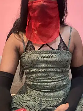 Femcrossy online show from April 3, 2026, 4:49 pm