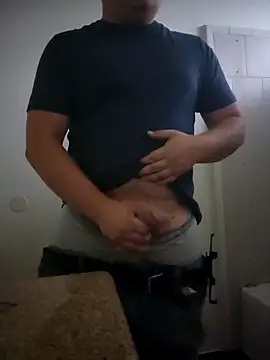 Snapshot of valhallacouple420 chatting on November 14, 2025, 11:35 pm valhallacouple420 online show from November 14, 2025, 11:35 pm