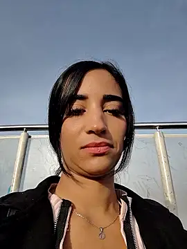  nathaly sweet online show from April 18, 2026, 11:47 am