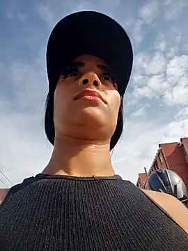  nathaly sweet online show from April 21, 2026, 1:17 pm