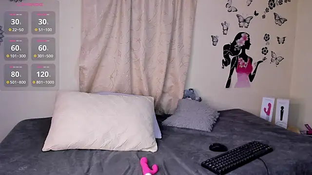 Juli Castillo8 online show from February 7, 2025, 8:53 pm