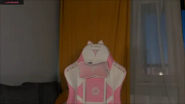 Snapshot of Amelia_Lein chatting on March 22, 2025, 3:20 am Amelia Lein online show from March 22, 2025, 3:20 am