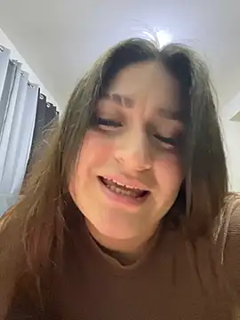 LuceroRm online show from September 30, 2025, 4:06 am