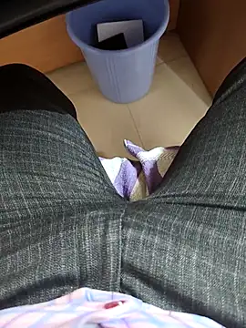 adicma123 online show from March 4, 2025, 6:37 am