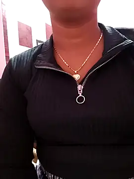 ANGE-MOU online show from February 1, 2025, 2:58 am