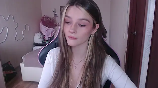 jeann elsaa online show from March 11, 2025, 8:30 am