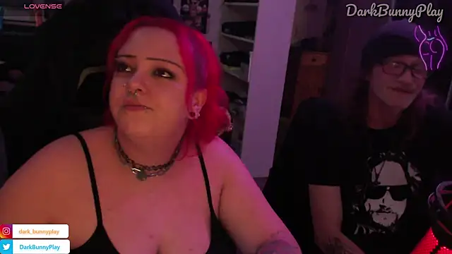 DarkBunnyPlay online show from February 7, 2025, 8:20 pm