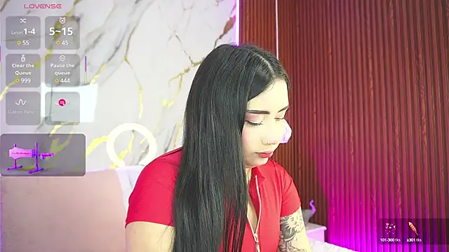 Snapshot of haylie_ chatting on February 2, 2025, 5:21 am haylie online show from February 2, 2025, 5:21 am