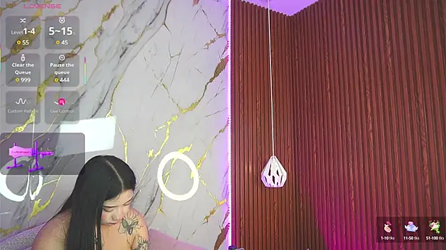 Snapshot of haylie_ chatting on February 21, 2025, 5:56 am haylie online show from February 21, 2025, 5:56 am