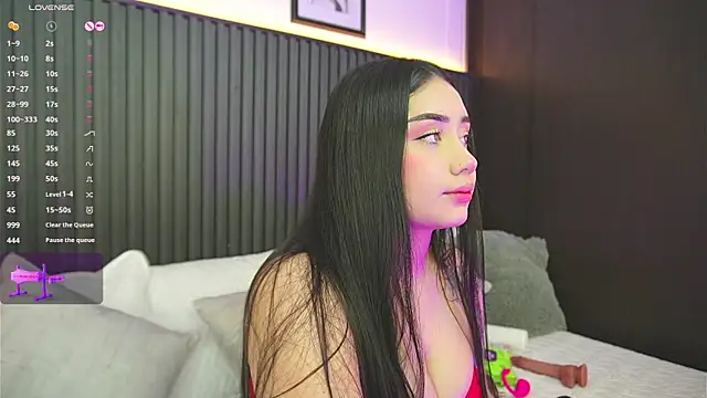 Snapshot of haylie_ chatting on December 21, 2025, 2:41 am haylie online show from December 21, 2025, 2:41 am