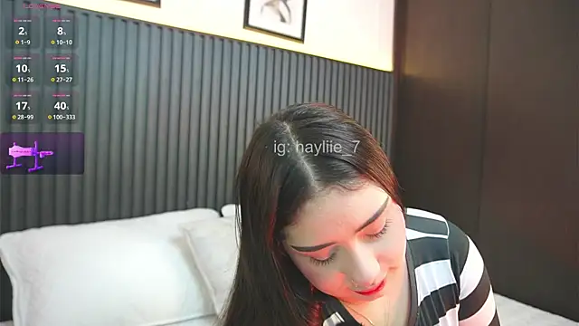 haylie  online show from April 24, 2026, 4:59 am