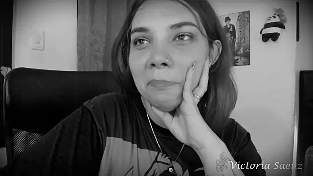 victoriaasaenz  online show from February 12, 2025, 3:51 am