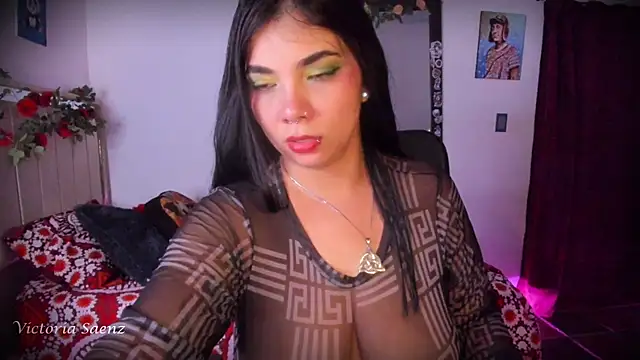 victoriaasaenz  online show from June 5, 2026, 12:39 am