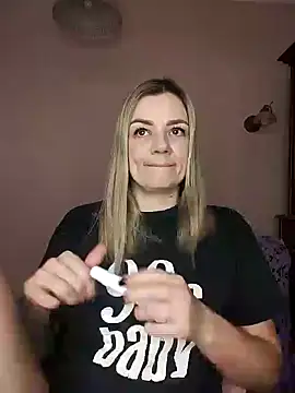 KrissSexi online show from March 3, 2025, 9:44 am