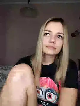 KrissSexi online show from March 13, 2025, 1:07 pm