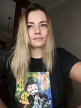 KrissSexi online show from September 11, 2025, 6:19 pm