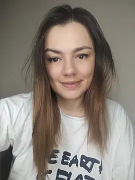 KrissSexi online show from April 20, 2026, 7:55 am