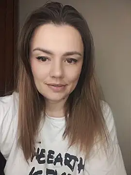 KrissSexi online show from April 20, 2026, 8:21 pm