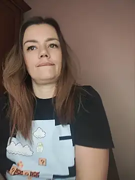 KrissSexi online show from April 22, 2026, 6:05 am