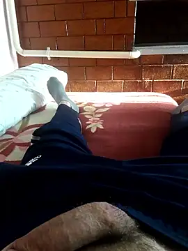 mihaixxx1 online show from February 2, 2026, 1:32 pm