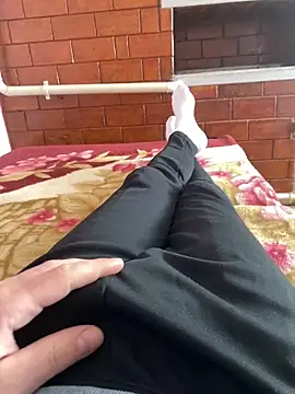 mihaixxx1 online show from April 5, 2026, 12:35 pm