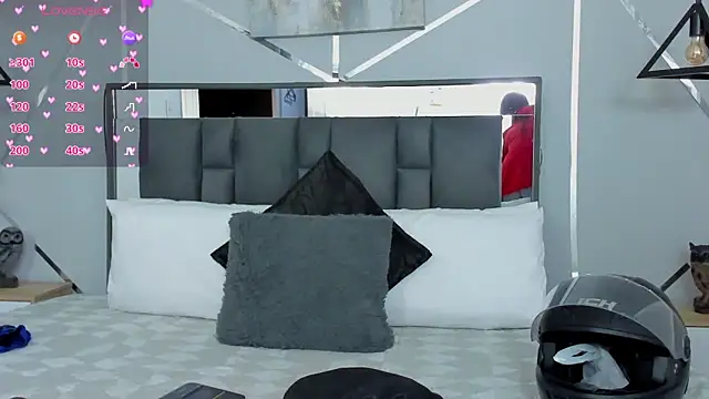 ZiaCalifa online show from January 24, 2025, 11:26 am