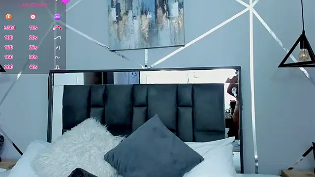 ZiaCalifa online show from February 17, 2025, 1:10 pm