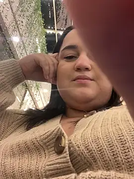 MinaBoss online show from April 10, 2026, 9:19 pm