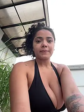 Snapshot of Mariecurl chatting on January 24, 2025, 10:19 pm Mariecurl online show from January 24, 2025, 10:19 pm