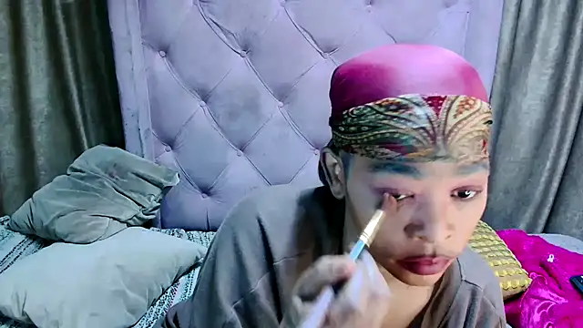 AFRICANGODDESSXXX online show from April 16, 2026, 4:02 am