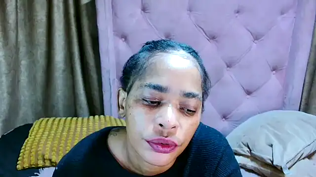 Snapshot of AFRICANGODDESSXXX chatting on May 7, 2026, 9:31 pm AFRICANGODDESSXXX online show from May 7, 2026, 9:31 pm