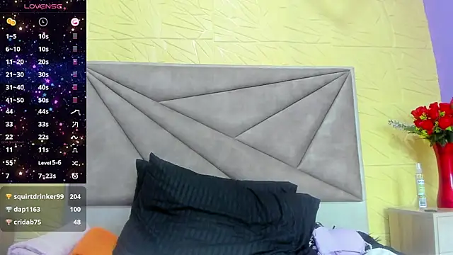 Esmeralda oikos online show from March 14, 2025, 11:43 pm