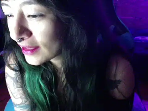 AngelaQueen  online show from January 7, 2025, 9:46 pm