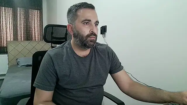 tgltplsr online show from January 9, 2026, 6:49 am