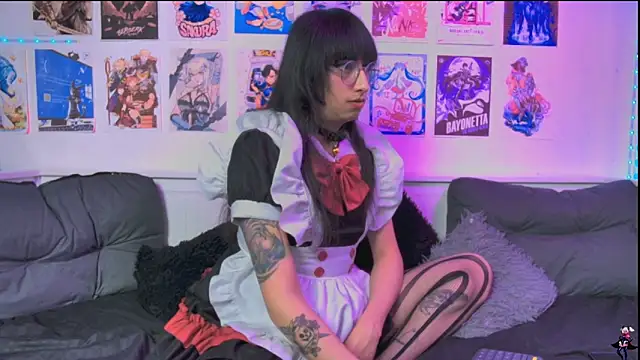 Snapshot of snowblack_ chatting on April 22, 2026, 2:51 pm snowblack online show from April 22, 2026, 2:51 pm