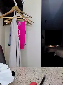 SlimBeenBadd1981 online show from March 16, 2025, 12:44 pm