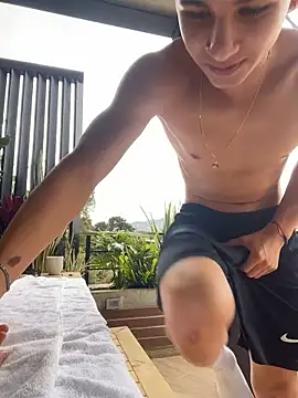 liuscast22 online show from April 19, 2026, 1:21 pm