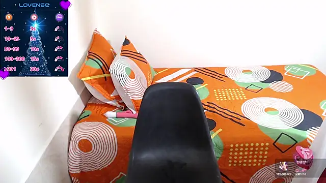 Dayanna 11 online show from December 10, 2024, 11:40 pm