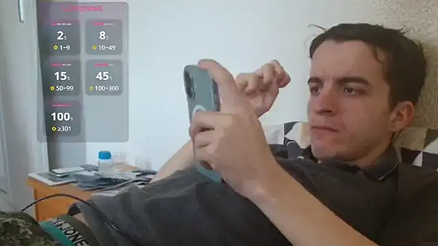 Tombgy07 online show from April 20, 2026, 11:24 am