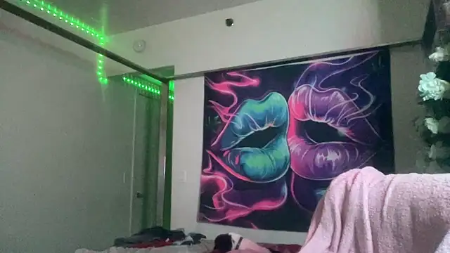 YasmineMinaj online show from March 26, 2026, 4:40 am