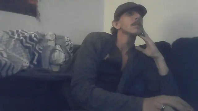 Snapshot of Dukeofmelrose421 chatting on June 22, 2026, 2:35 am Dukeofmelrose421 online show from June 22, 2026, 2:35 am